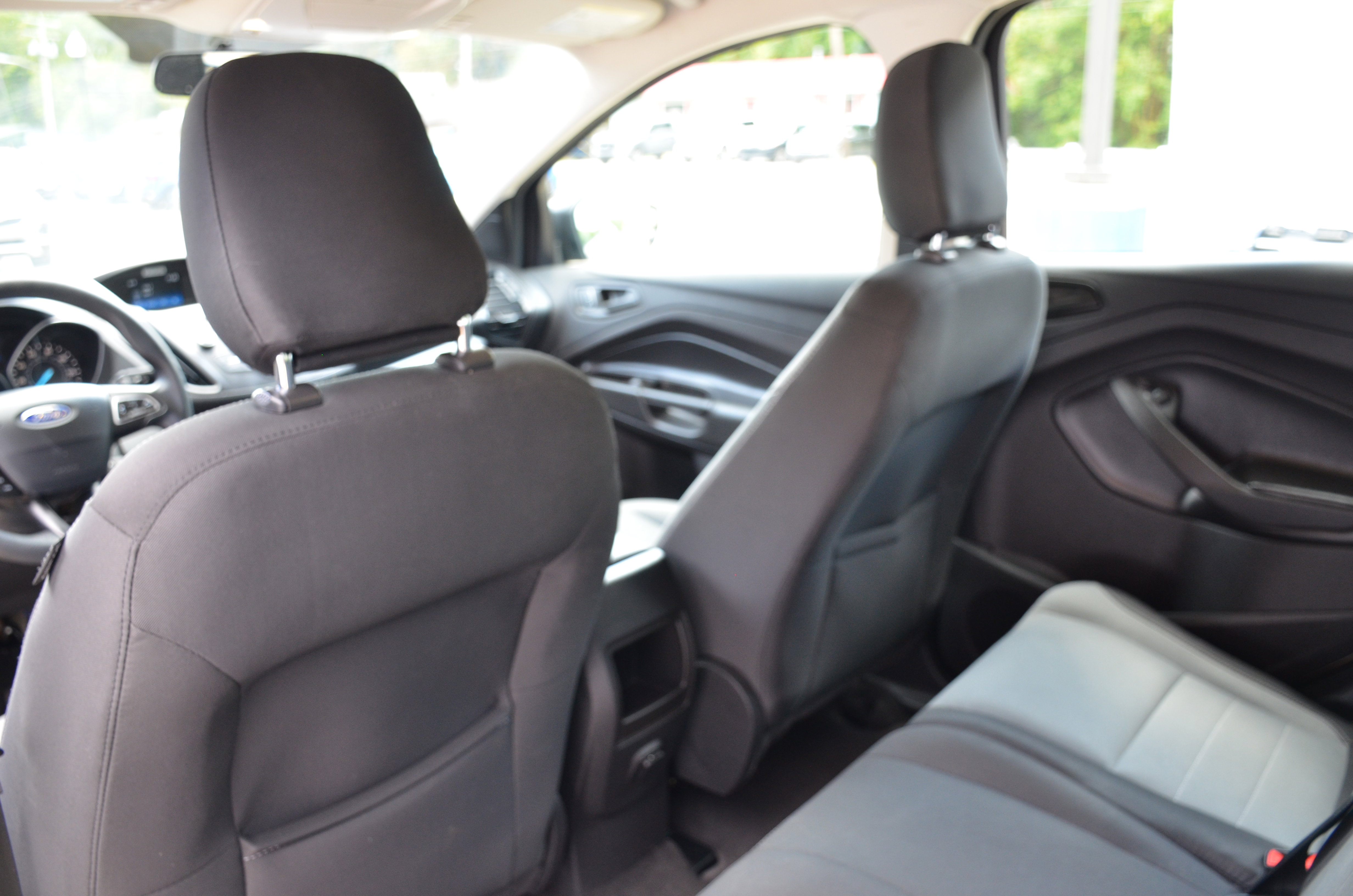 Used 2018 Ford Escape S image 17