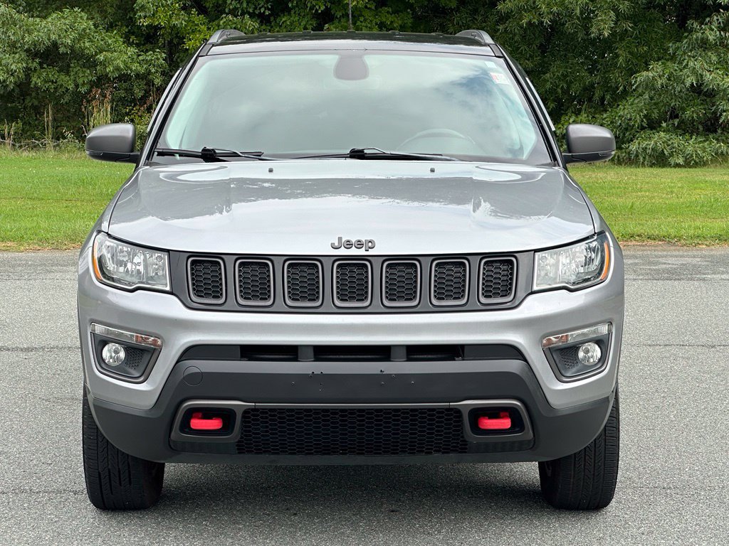 Used 2019 Jeep Compass Trailhawk AWD/4WD image 11