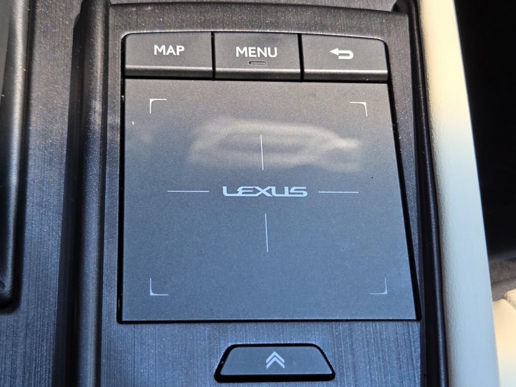 Used 2022 Lexus ES 250 w/ Premium Package AWD/4WD image 10