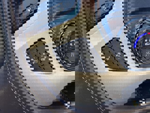 Used 2016 GMC Sierra 1500 SLT w/ SLT Premium Package AWD/4WD image 23