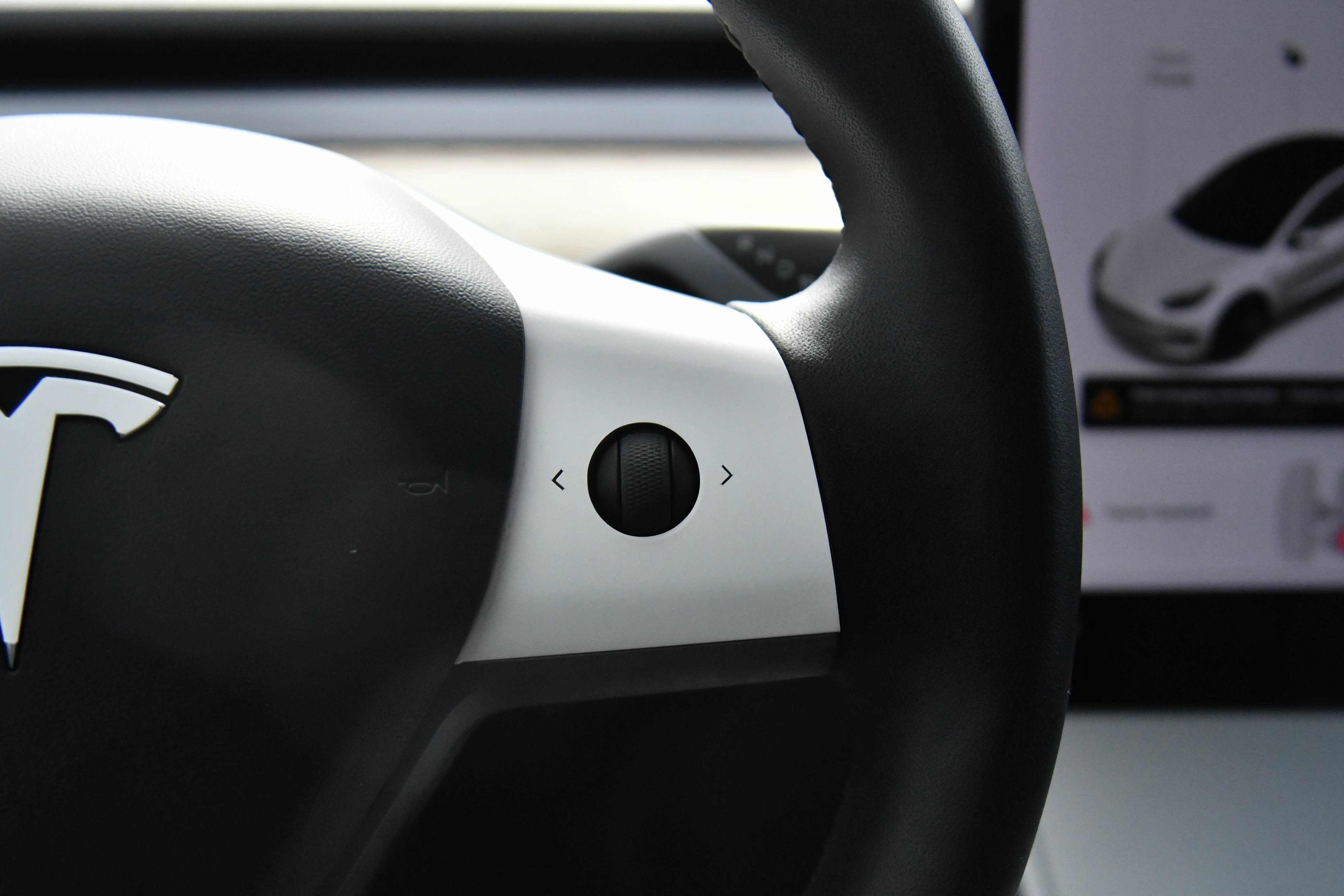 Used 2020 Tesla Model 3 Standard Range RWD image 27