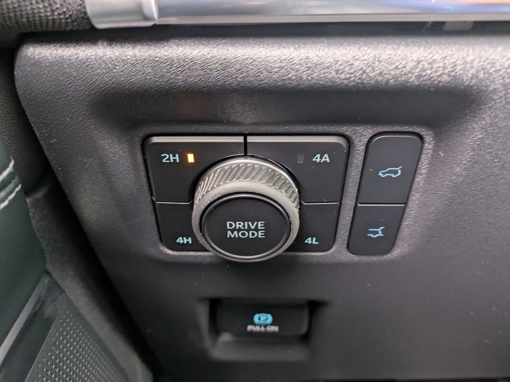 New 2026 Ford Expedition Platinum w/ Stealth Appearance Package image 32