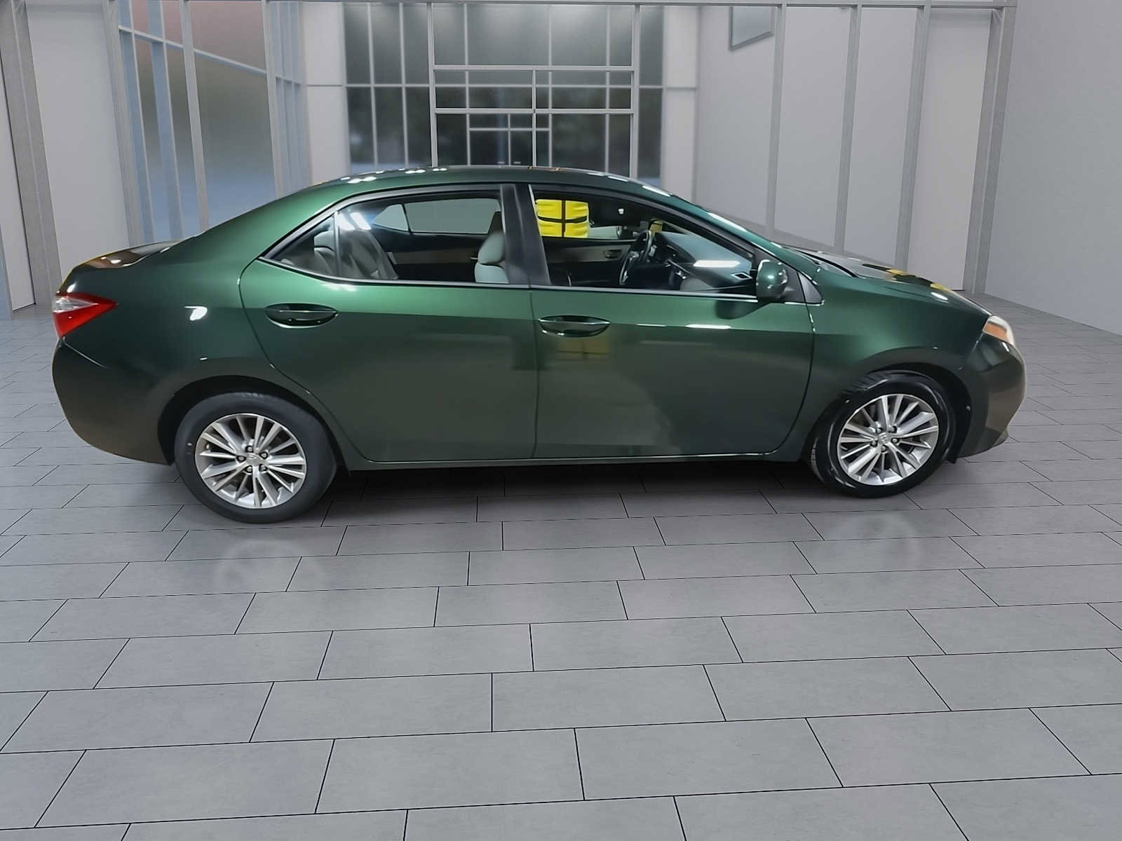 Used 2014 Toyota Corolla LE FWD image 9