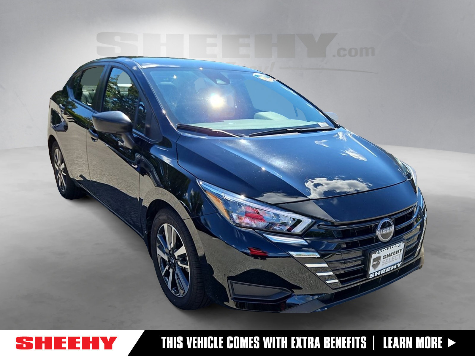 Certified 2025 Nissan Versa S w/ S Plus Package FWD image 1