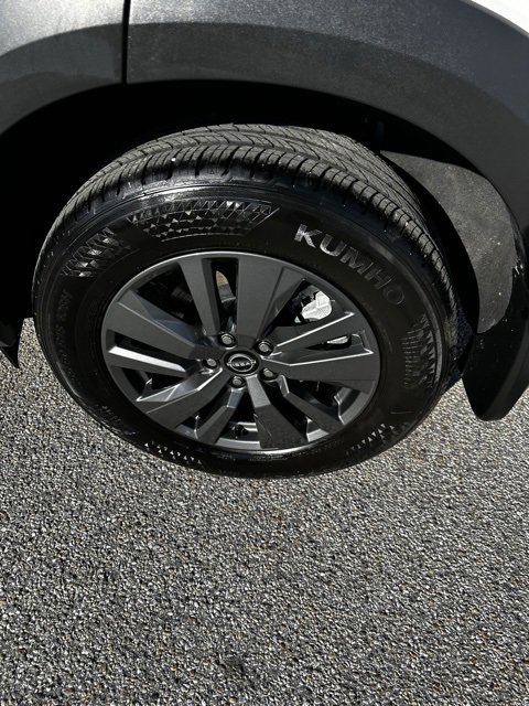 Used 2024 Nissan Pathfinder SV image 8