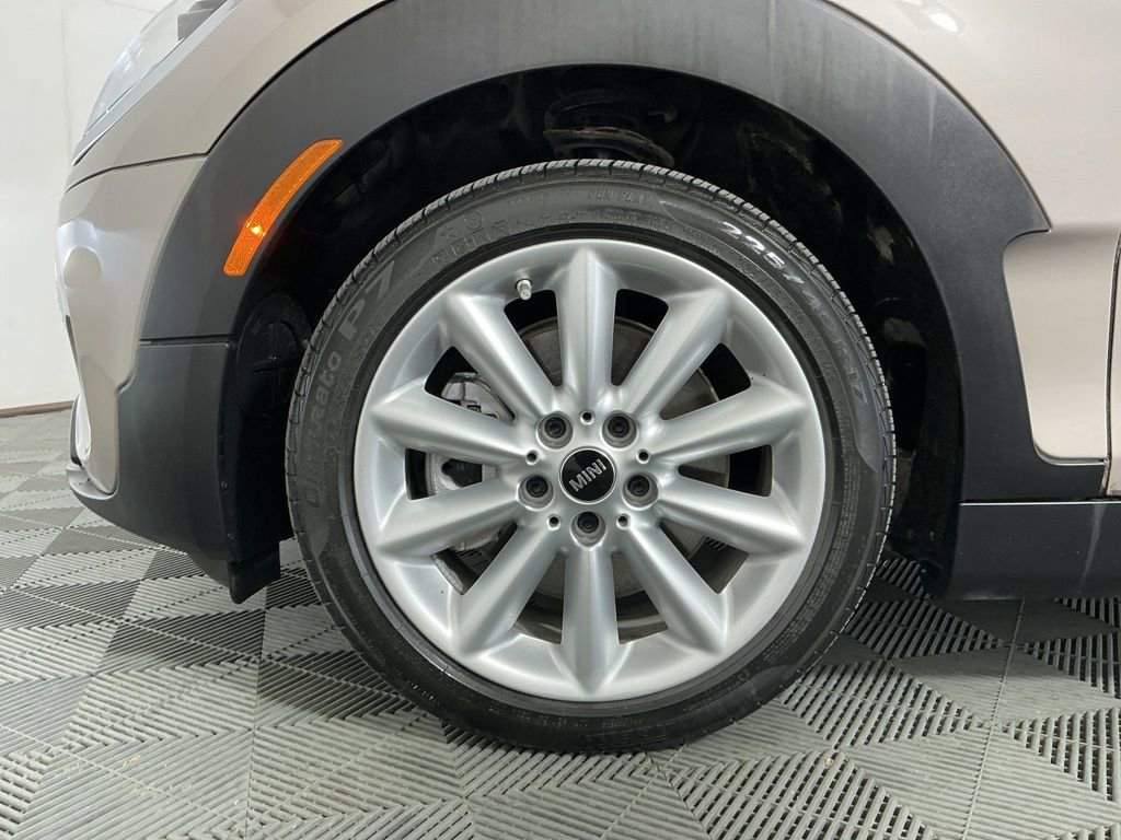 Certified 2024 MINI Cooper Clubman S image 32