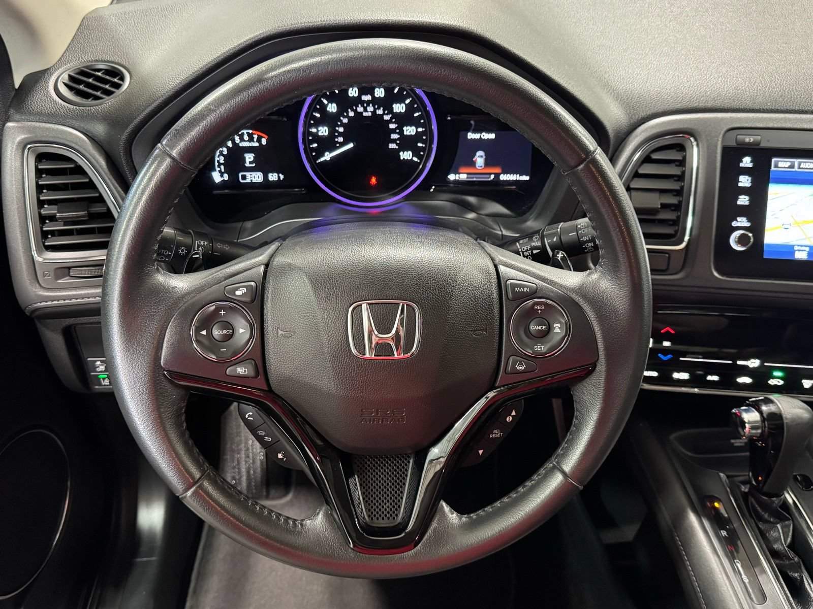 Used 2020 Honda HR-V Touring image 21