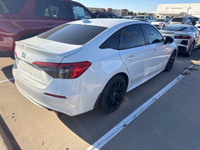 Used 2023 Honda Civic Sport image 4