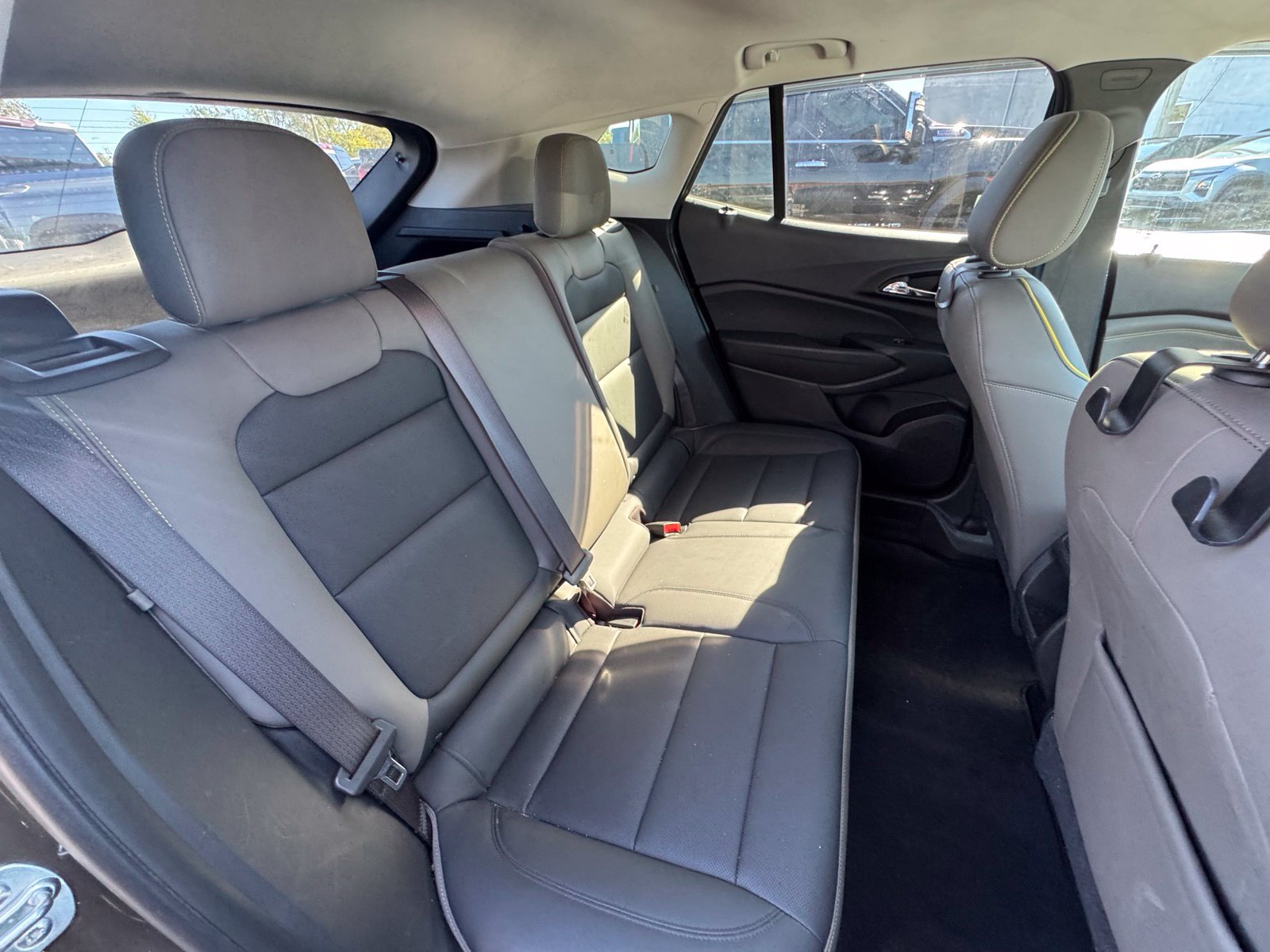 Used 2024 Chevrolet Trax ACTIV w/ Sunroof Package FWD image 30