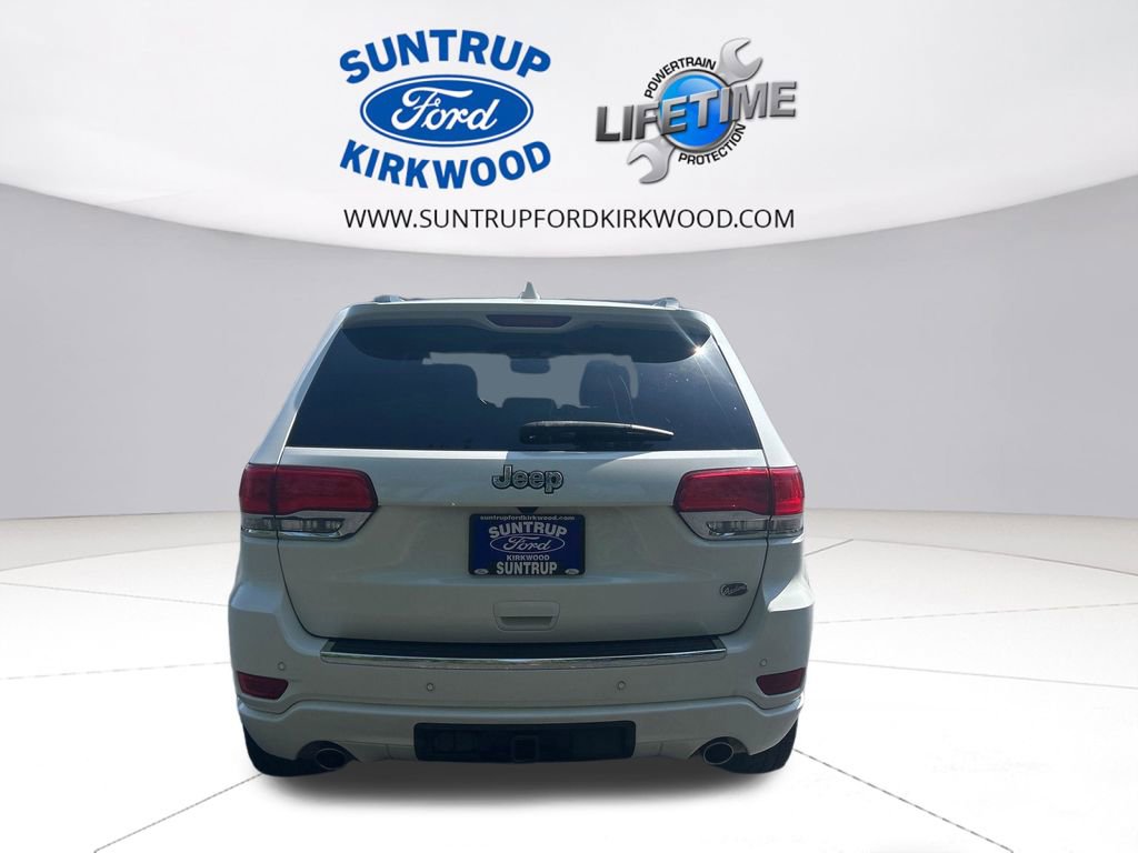 Used 2021 Jeep Grand Cherokee Overland w/ Trailer Tow Group IV RWD image 4