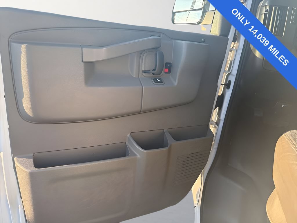 Used 2023 Chevrolet Express 2500 w/ Driver Convenience Package RWD image 10
