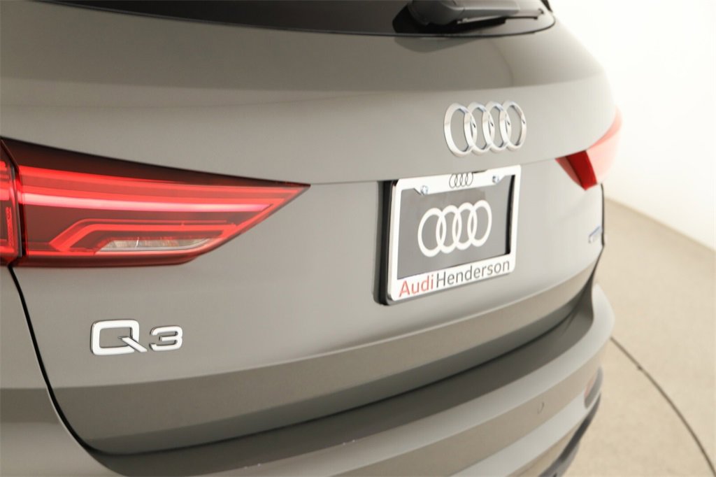 New 2025 Audi Q3 2.0T Premium image 29
