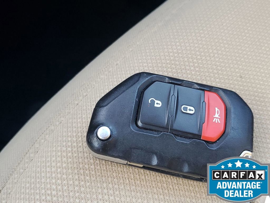 Used 2023 Jeep Gladiator Sport image 39