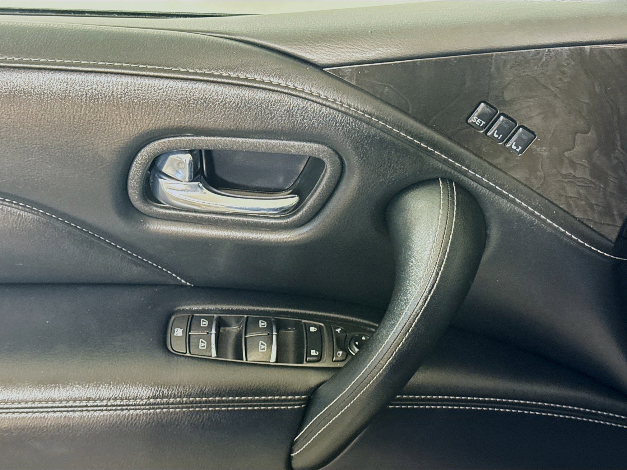 Used 2024 INFINITI QX80 Luxe image 24