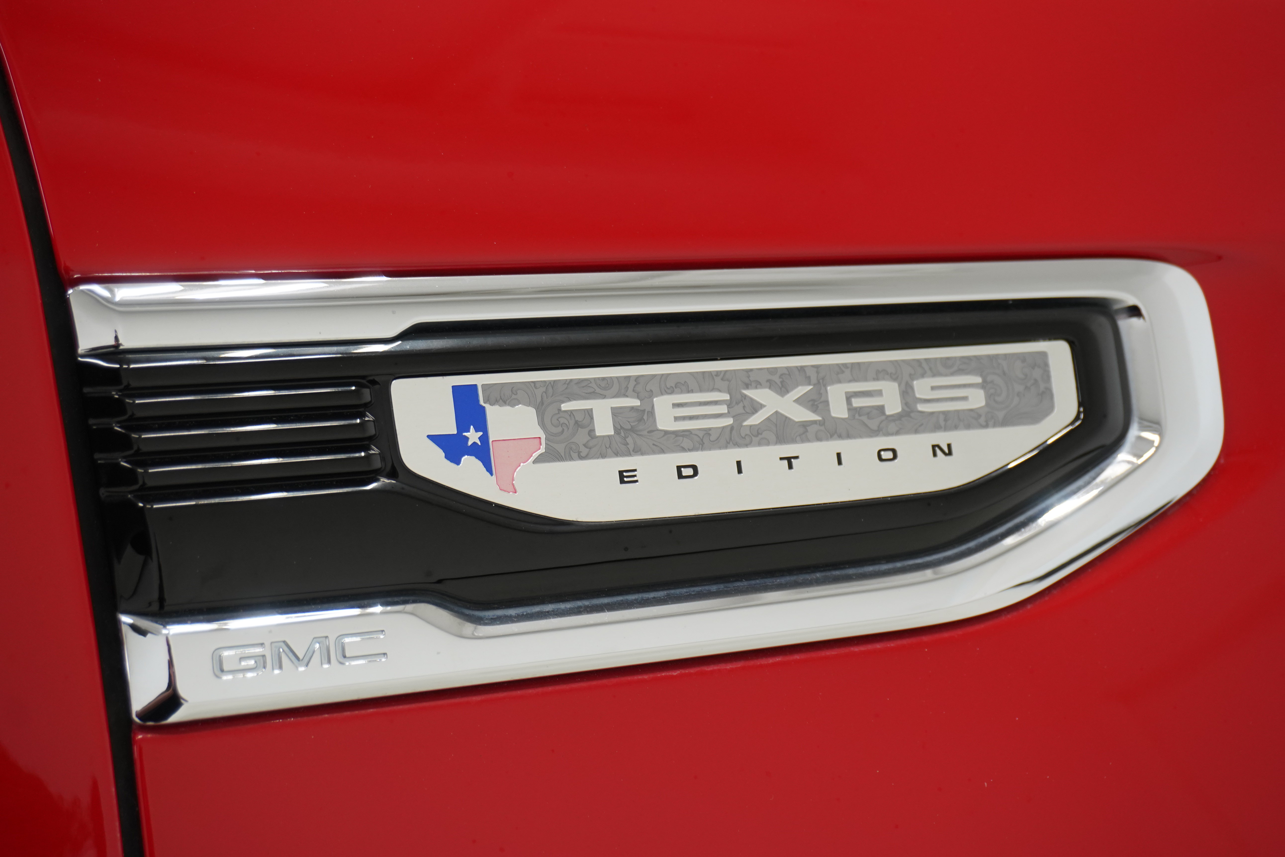 Used 2019 GMC Sierra 1500 SLT AWD/4WD image 7