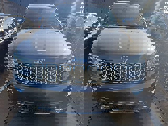 Used 2018 Jeep Grand Cherokee Overland image 2