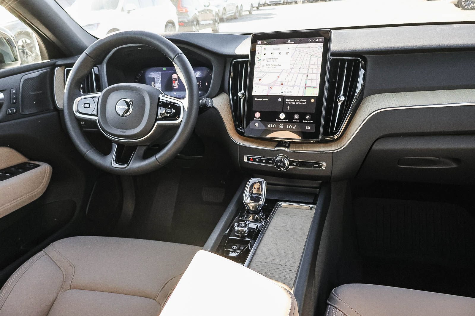 New 2026 Volvo XC60 B5 Plus w/ Climate Package AWD/4WD image 22