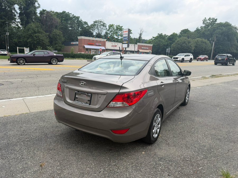 Used 2014 Hyundai Accent GLS FWD image 10