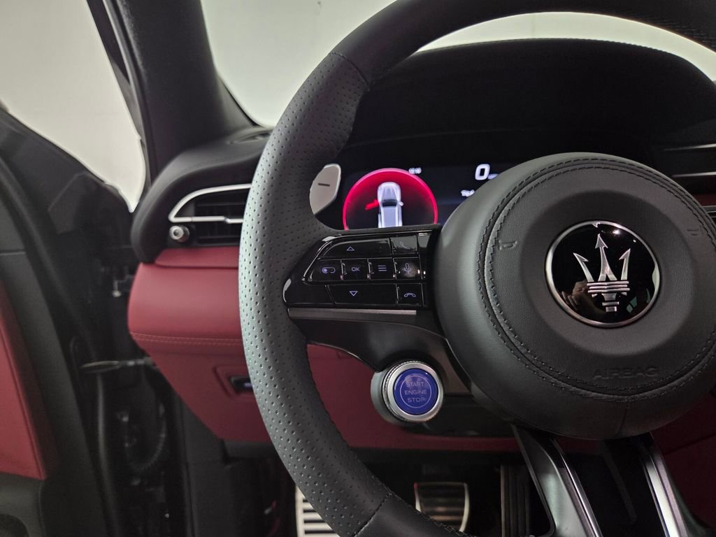 New 2026 Maserati Grecale Modena AWD/4WD image 17