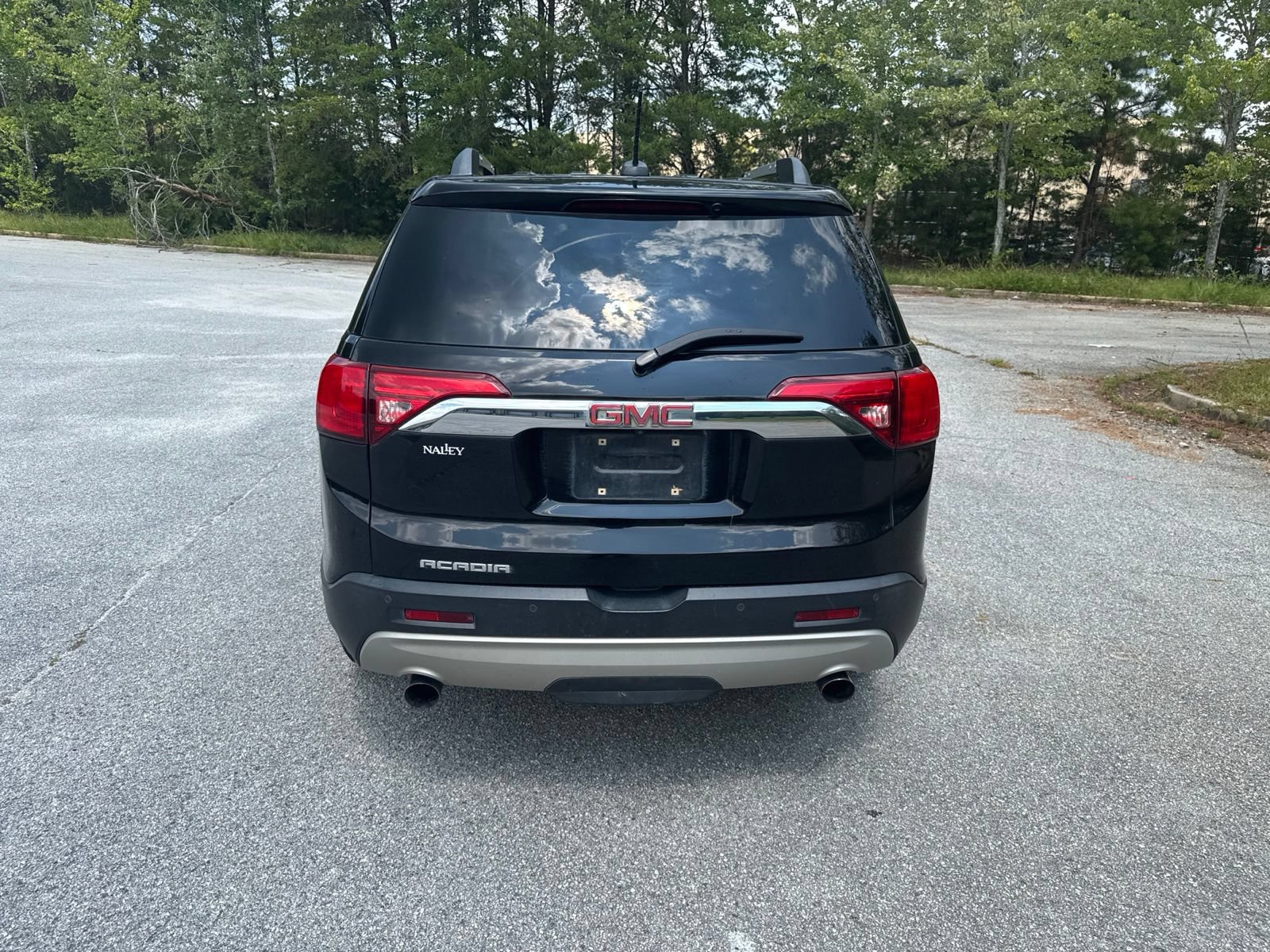 Used 2018 GMC Acadia SLT FWD image 10