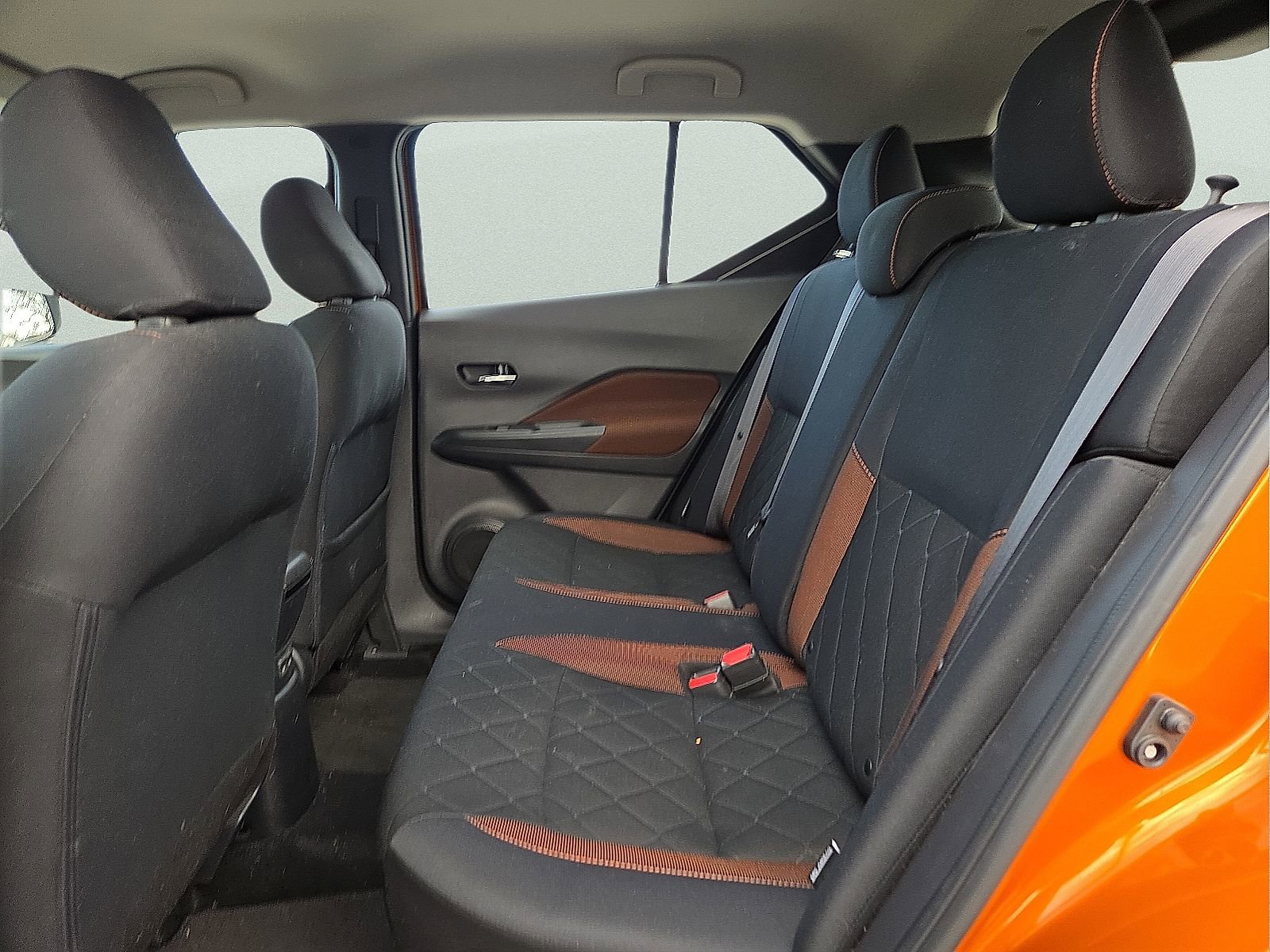 Used 2020 Nissan Kicks SR w/ Exterior Package image 10