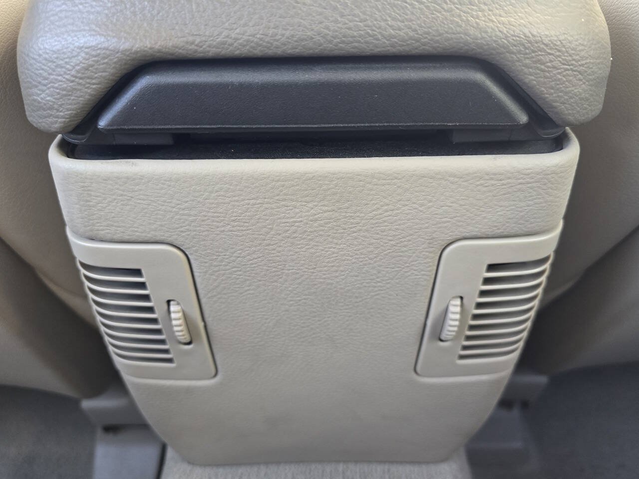 Used 2004 Lincoln LS RWD image 42