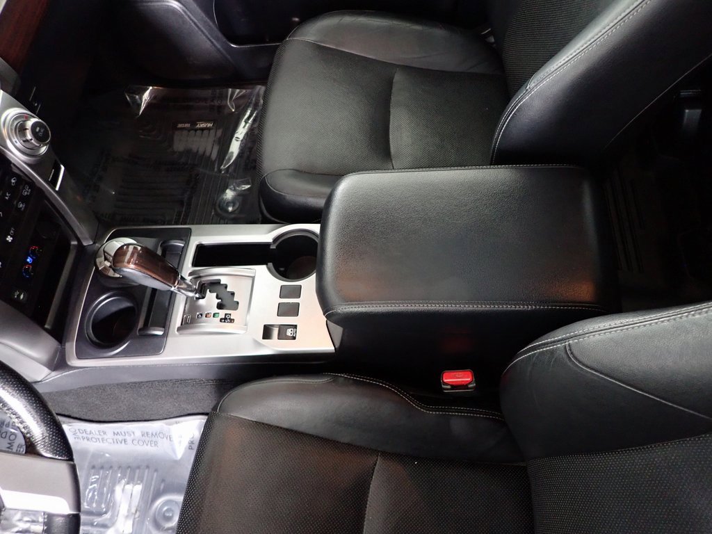 Used 2014 Toyota 4Runner Limited image 31