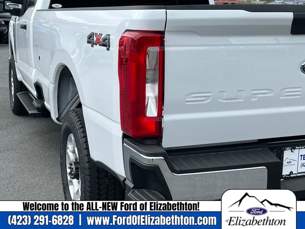 New 2025 Ford F350 XLT image 6