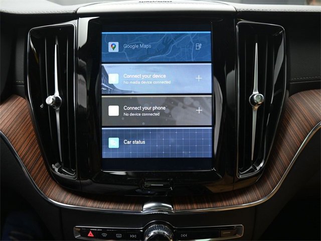 Used 2025 Volvo XC60 T8 Ultra w/ Protection Package Premier image 11