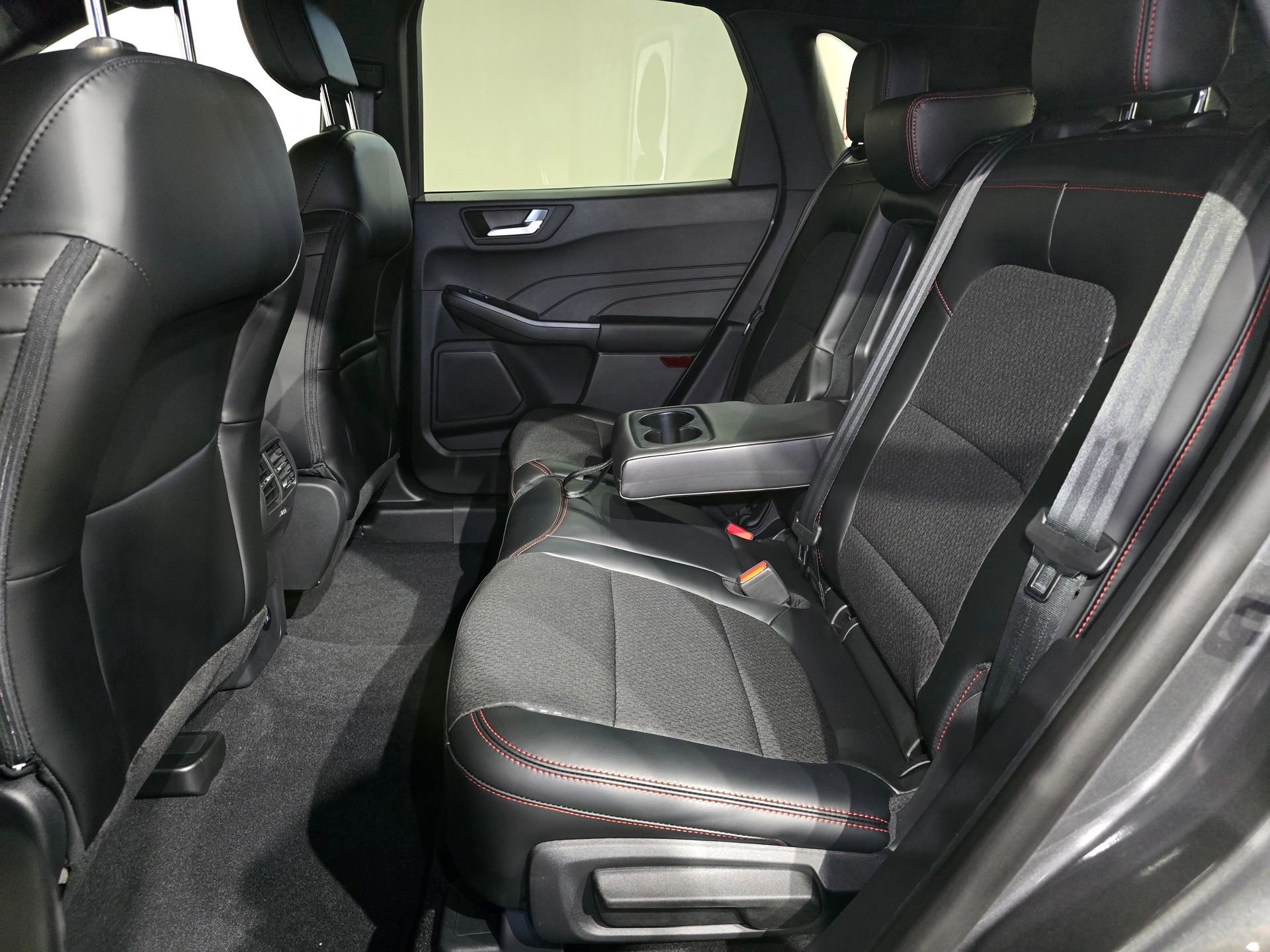 New 2026 Ford Escape ST-Line Select image 36