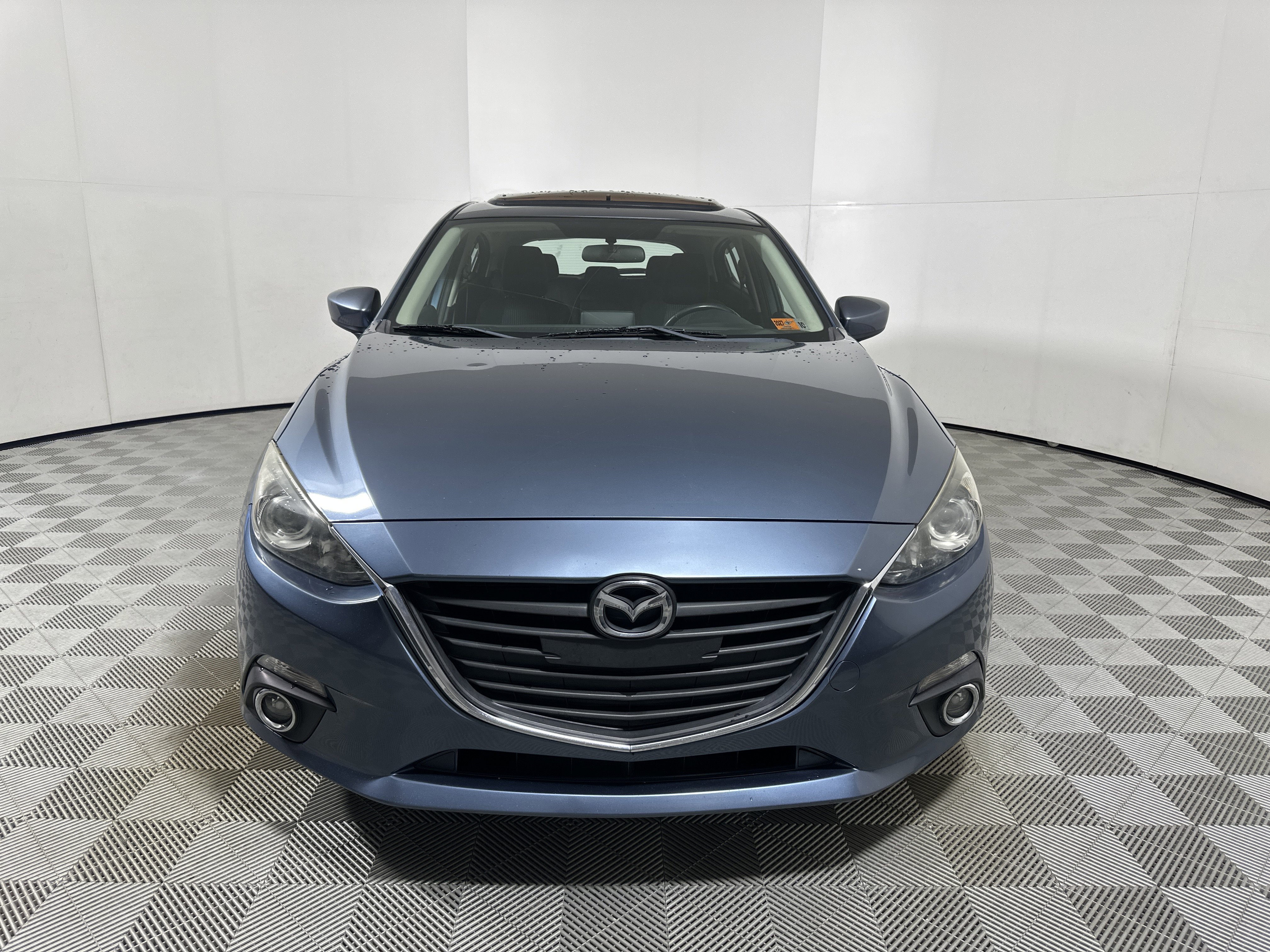 Used 2014 MAZDA MAZDA3 i Touring w/ Technology Package image 2