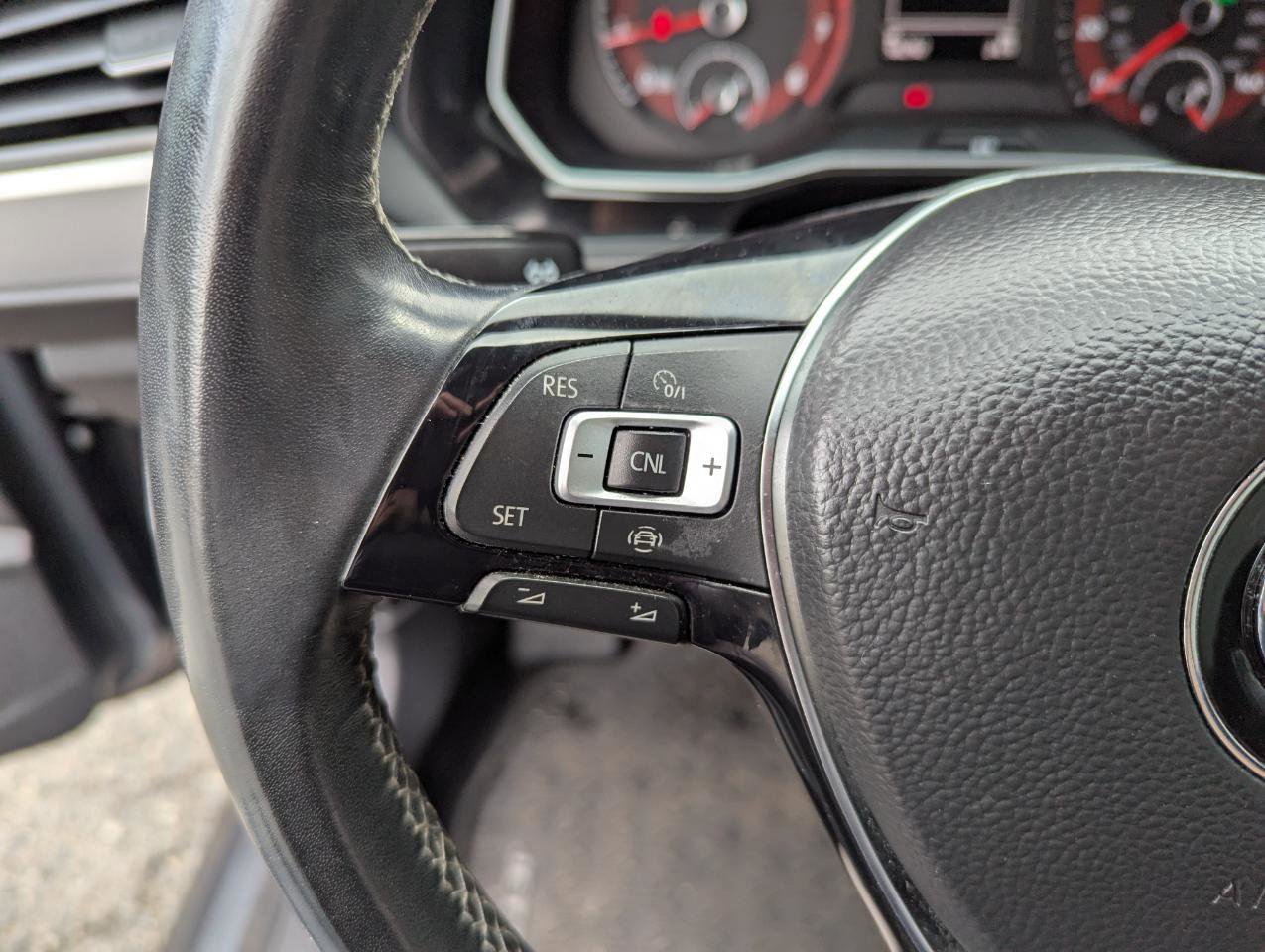 Used 2020 Volkswagen Jetta R-Line FWD image 16