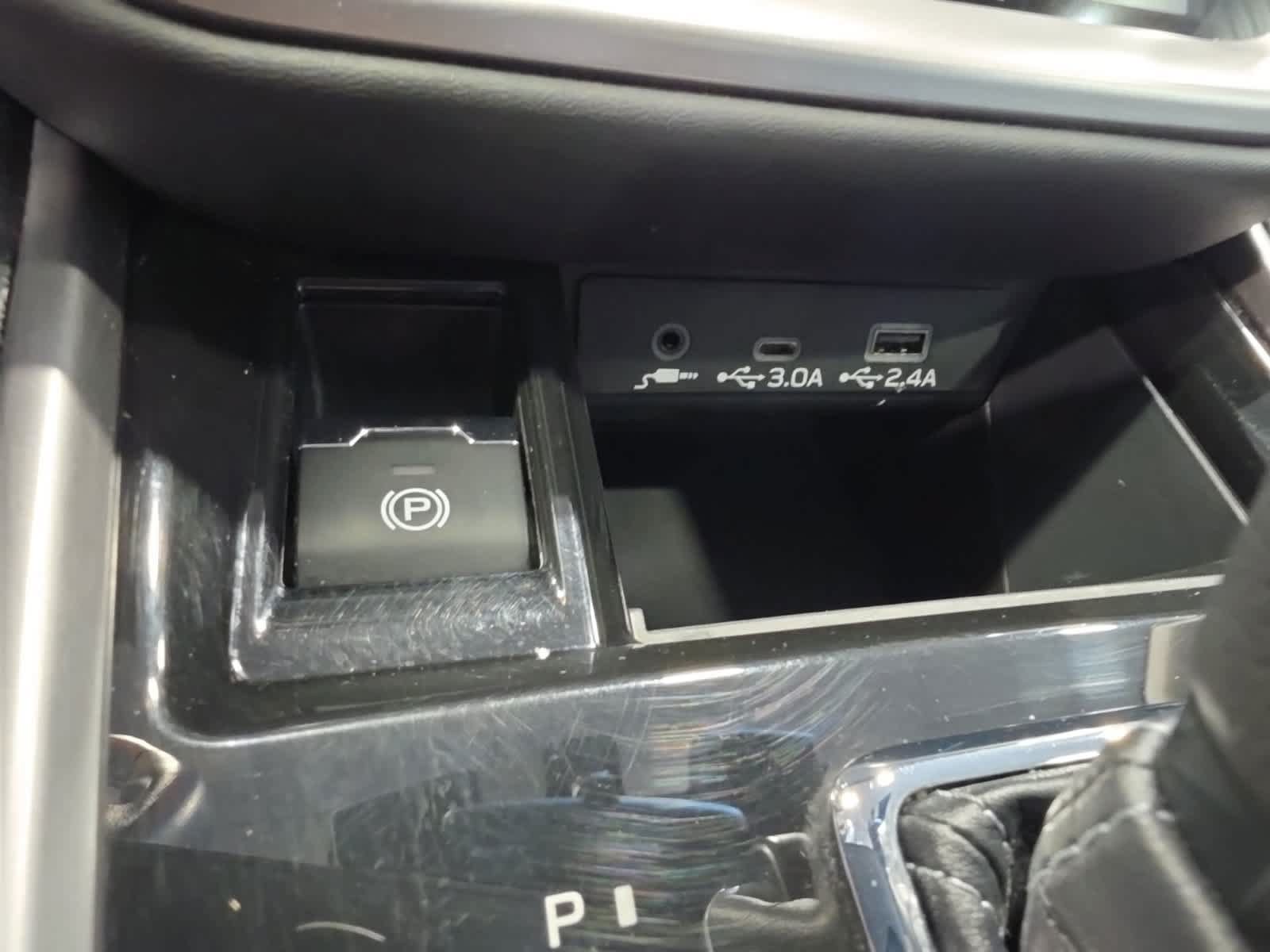 Used 2023 Subaru Outback Premium AWD/4WD image 22