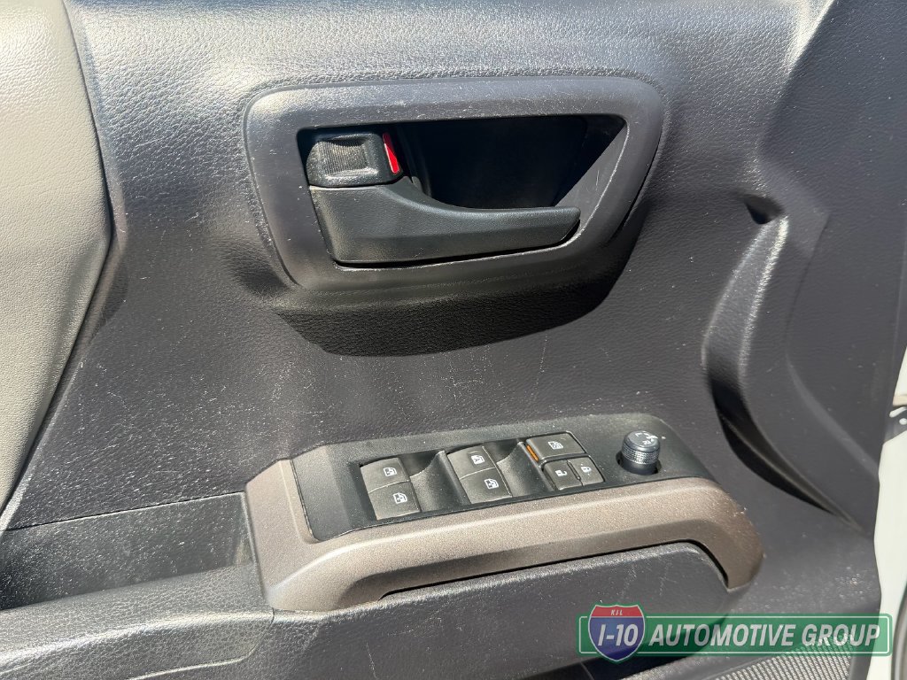 Used 2021 Toyota Tacoma SR5 RWD image 25