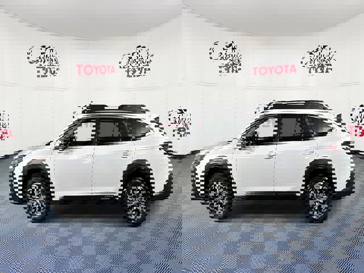 Used 2025 Subaru Outback Premium image 4