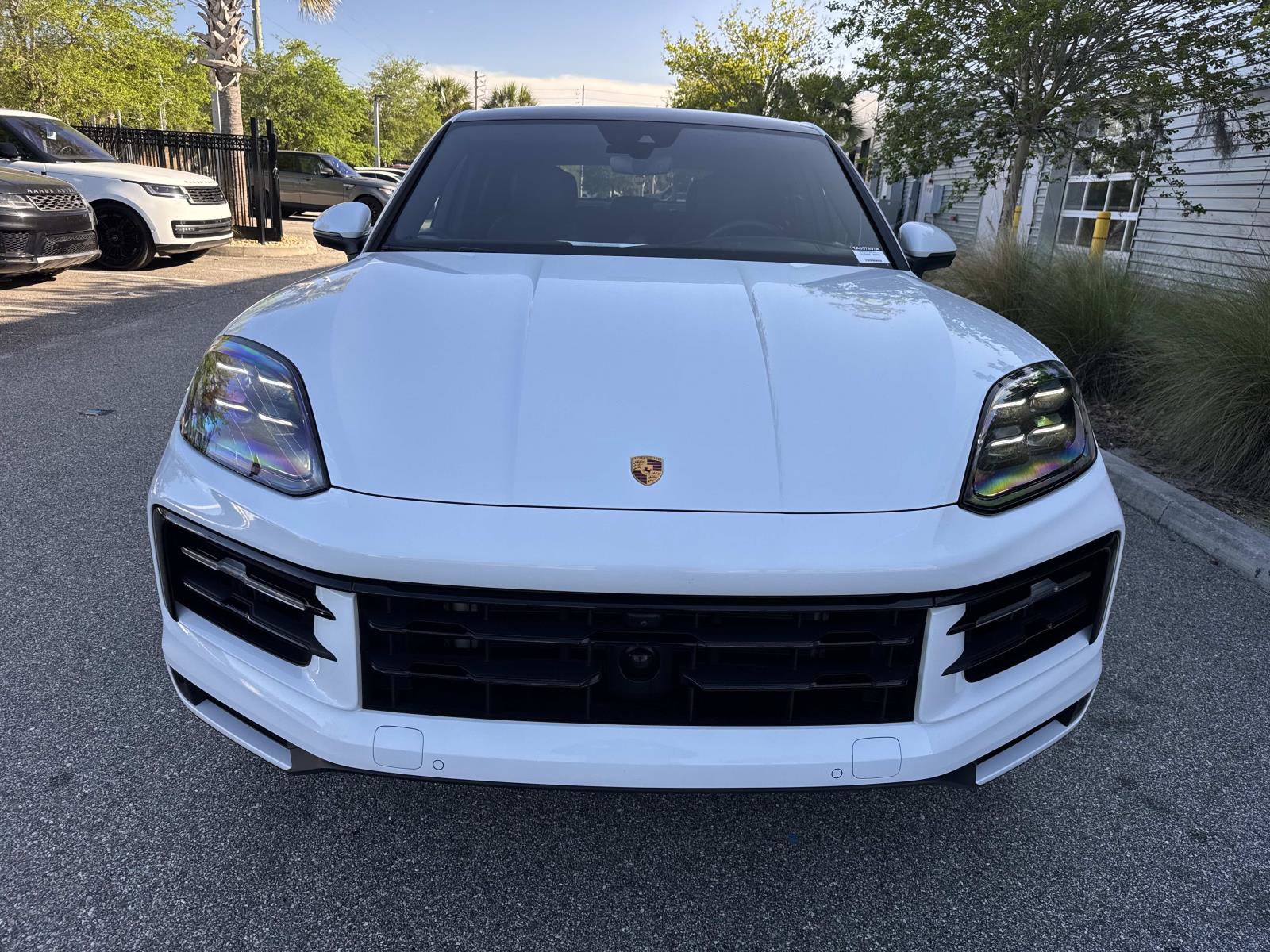 Used 2024 Porsche Cayenne Coupe image 8