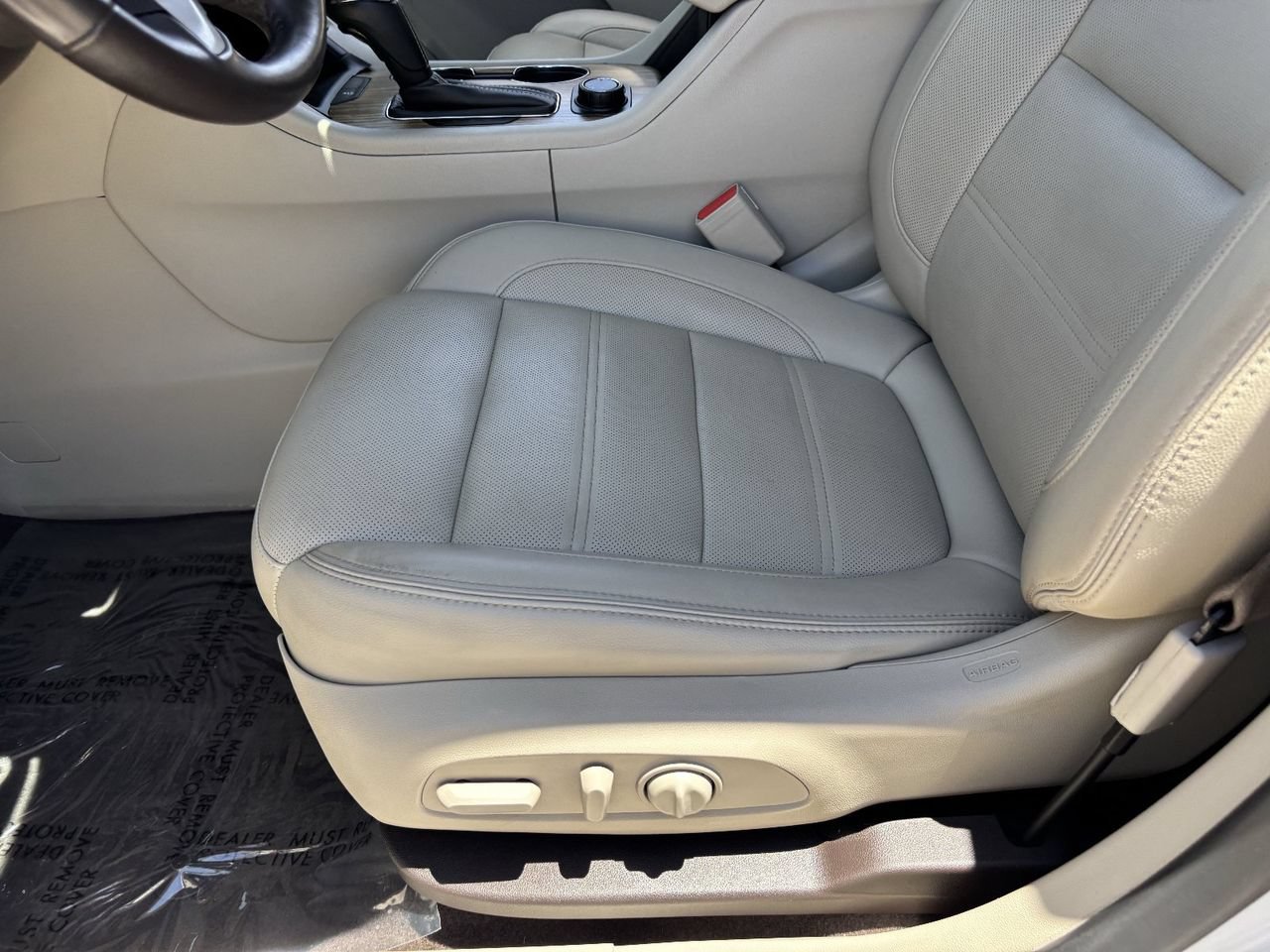 Used 2019 GMC Acadia Denali w/ Technology Package FWD image 18