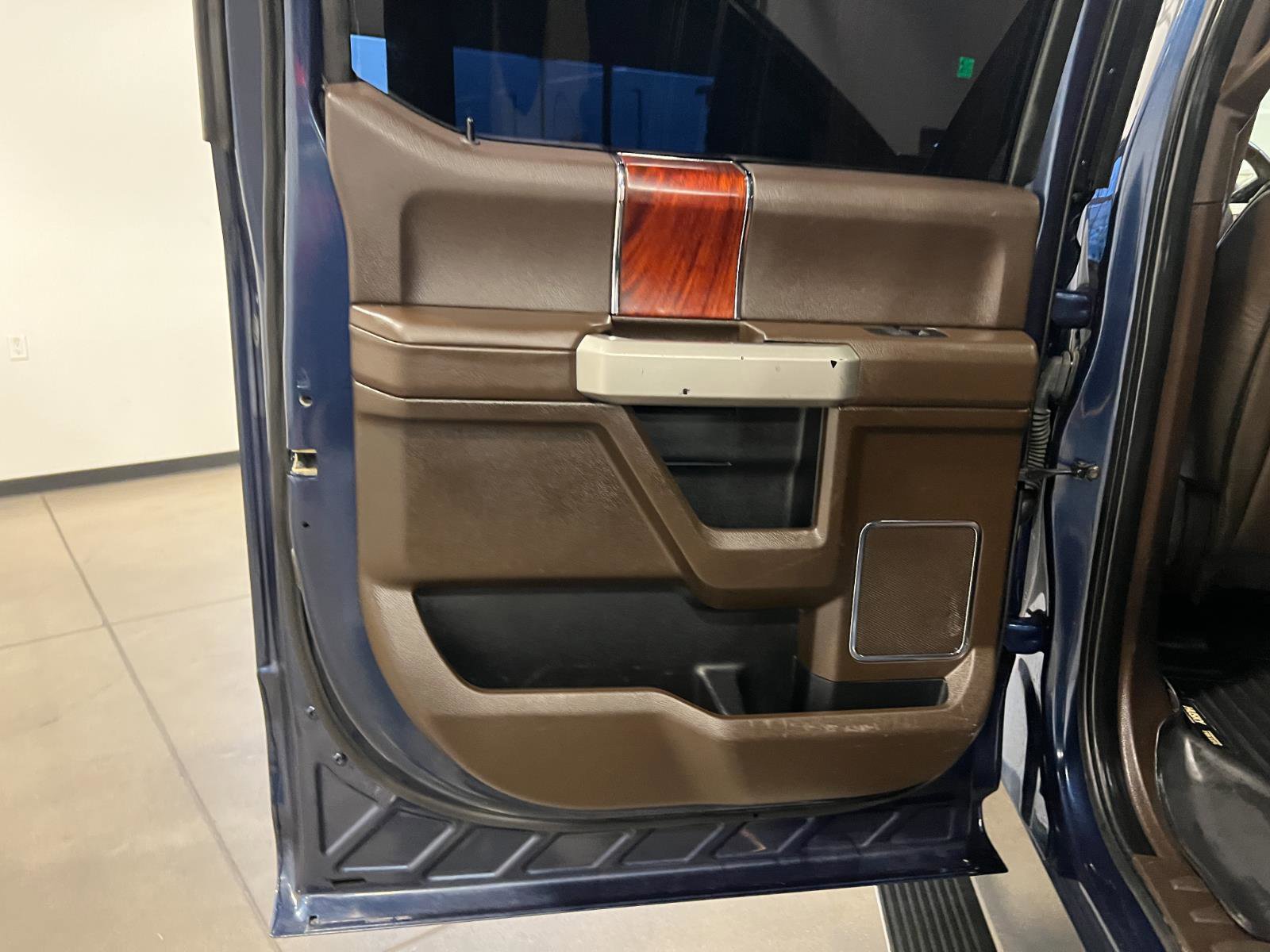 Used 2019 Ford F250 King Ranch w/ King Ranch Ultimate Package image 24