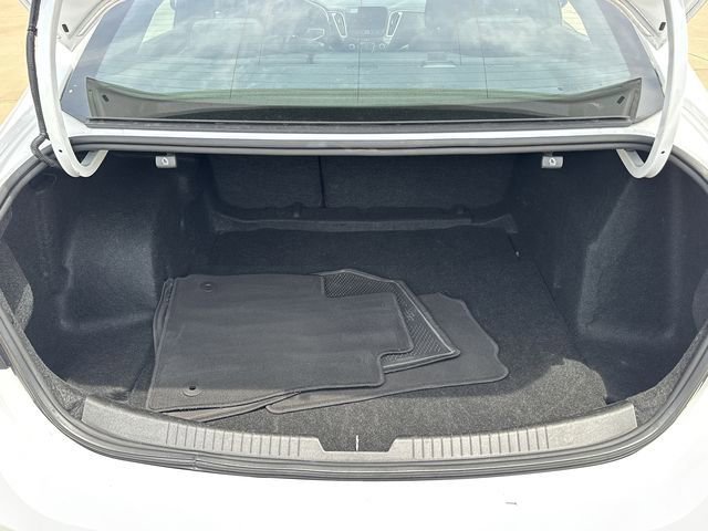 Used 2024 Chevrolet Malibu LT FWD image 29