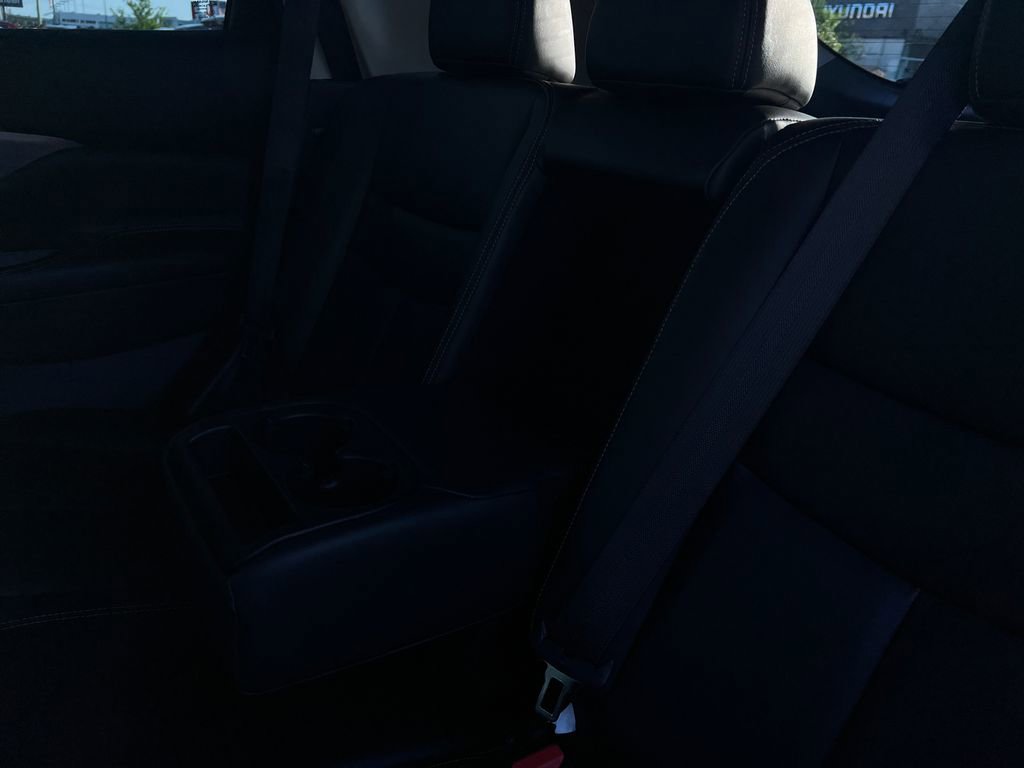 Used 2022 Nissan Murano SV FWD image 20