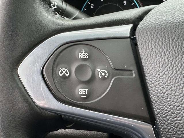 Used 2021 Chevrolet Traverse LT image 34