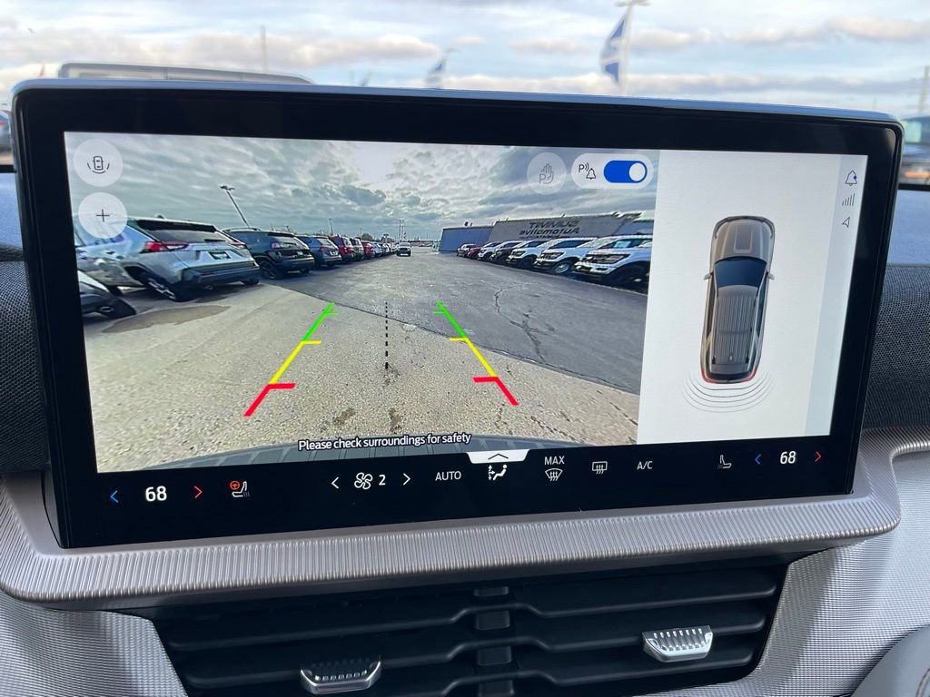 New 2026 Ford Explorer Active w/ Active Comfort Package image 21