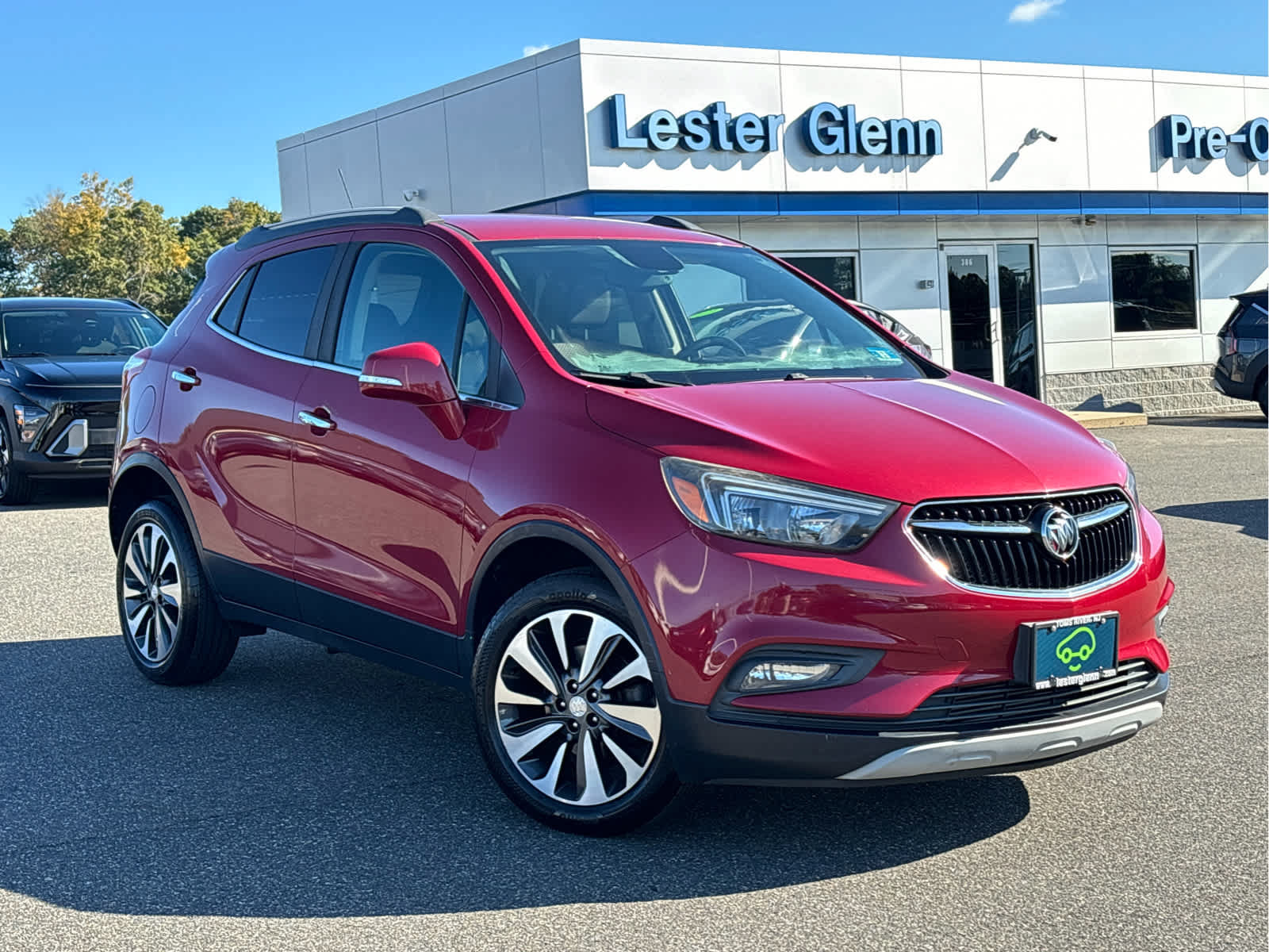 Certified 2018 Buick Encore Preferred AWD/4WD image 2