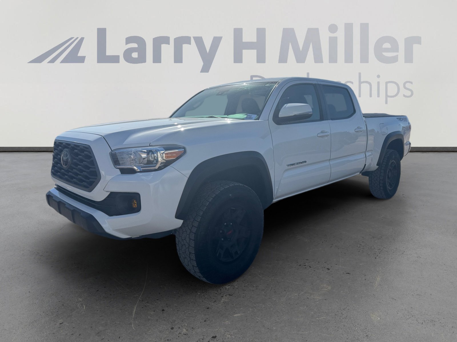 Used 2023 Toyota Tacoma TRD Off-Road AWD/4WD video 1