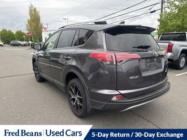 Used 2018 Toyota RAV4 SE w/ Power Extra Value Package AWD/4WD image 11
