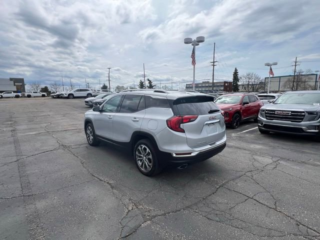 Used 2018 GMC Terrain SLT w/ Preferred Package FWD image 5