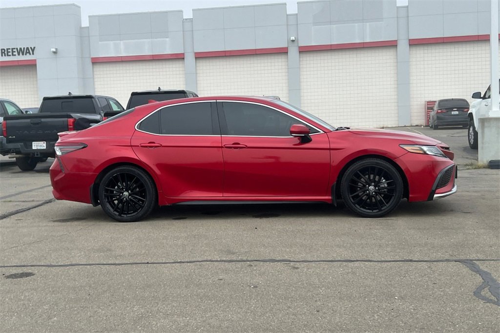 Certified 2021 Toyota Camry XSE image 3