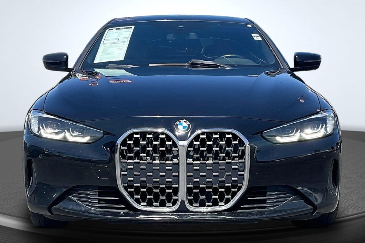 Used 2021 BMW 430i Coupe w/ Convenience Package RWD image 3