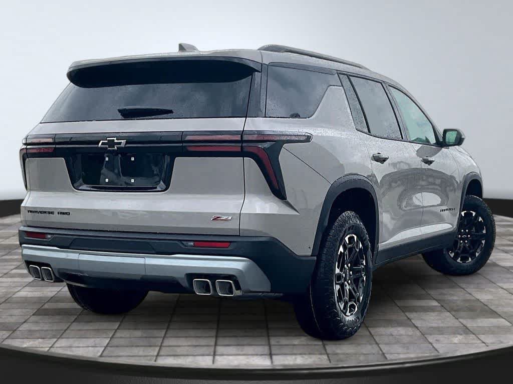 New 2027 Chevrolet Traverse Z71 w/ Enhanced Driving Package AWD/4WD image 6