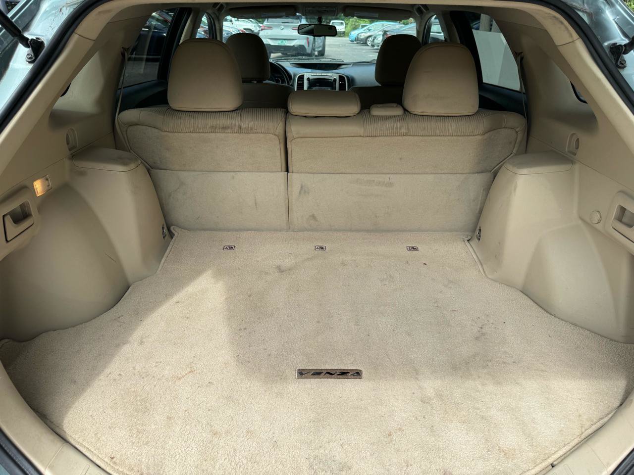 Used 2011 Toyota Venza AWD image 12